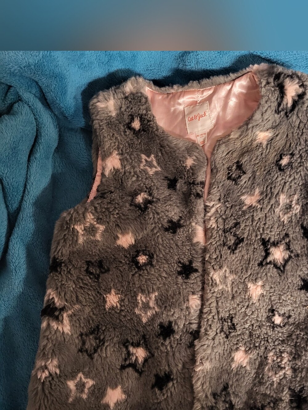 Girls Fuzzy Vest By Cat & Jack XL 14/16